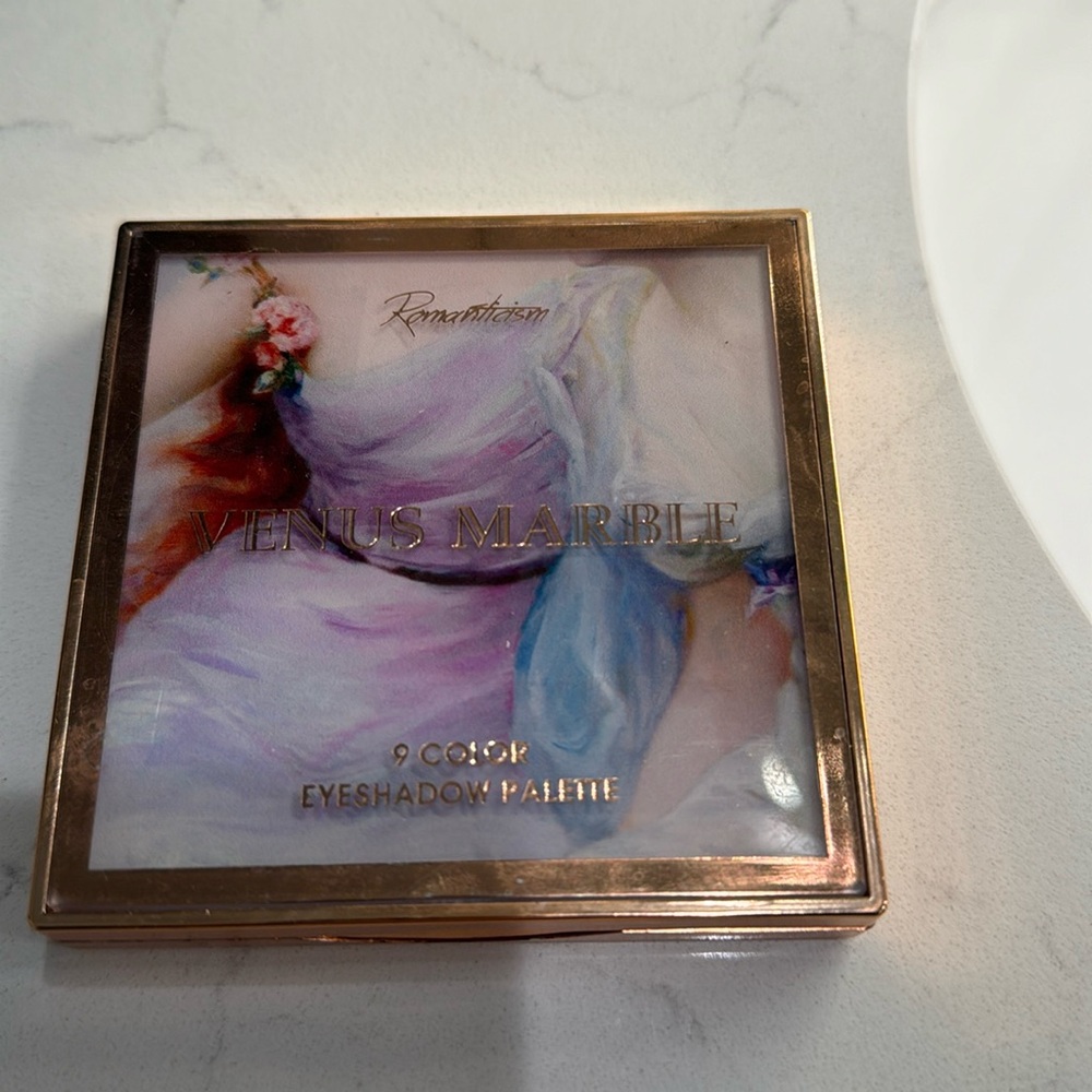 Venus marble eye shadow